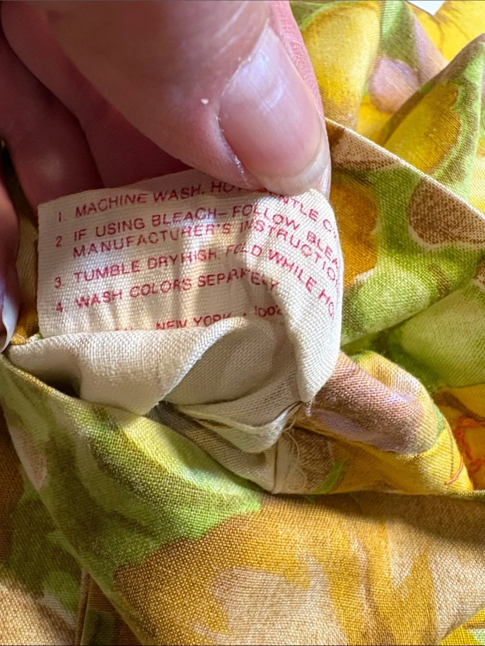 Vintage groovy Floral pillowcases in Yellow, White & Green - FF